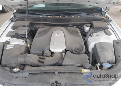 2012 Hyundai Genesis 4.6 z USA, uszkodzony, nr VIN KMHGC4DF5CU173114